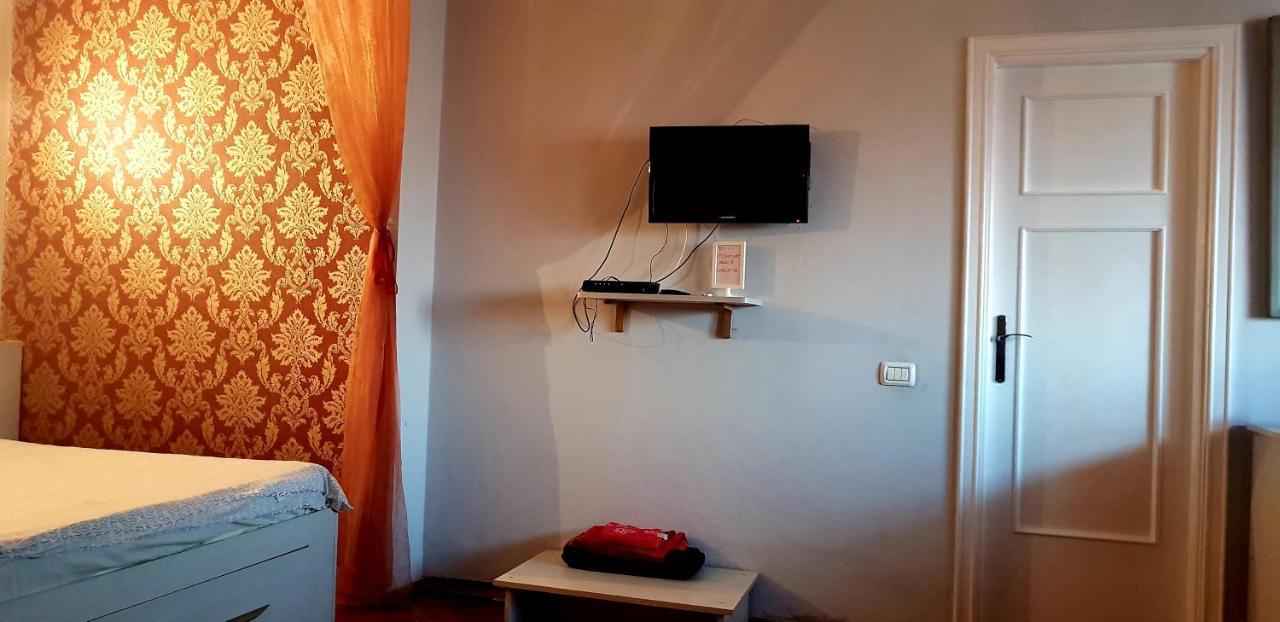 Hospitality Centrum - Nicolae Iorga Bukarest Szoba fotó